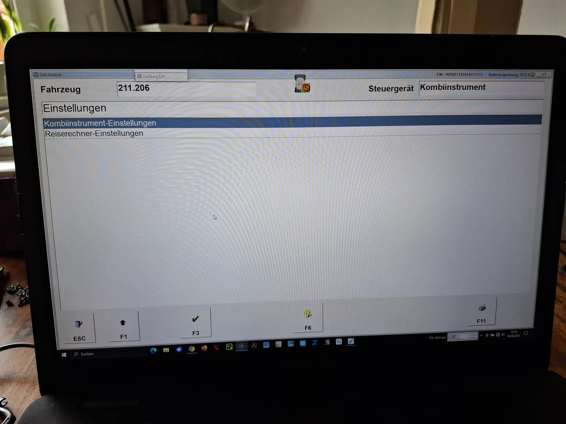 1000233546